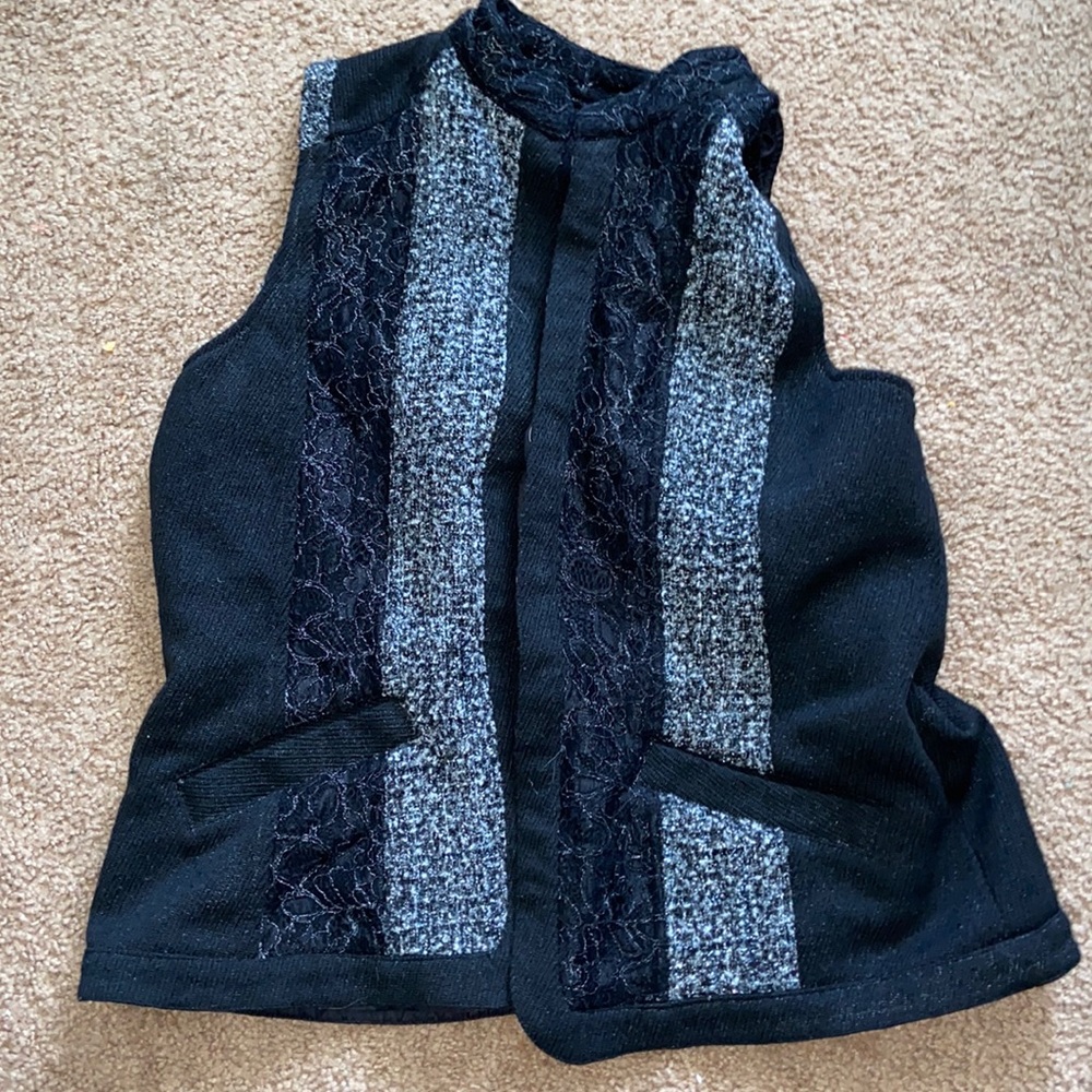 Vest✨